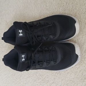 Under Armour men's size 11.5 sneakers